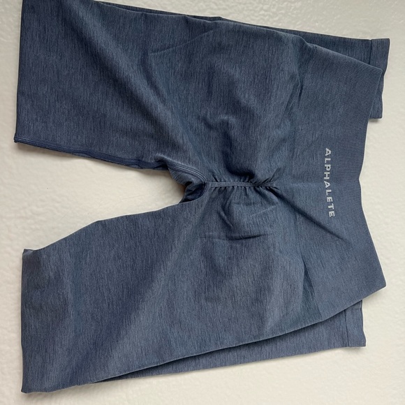 Alphlete Amplify leggings bundle - Picture 8 of 13